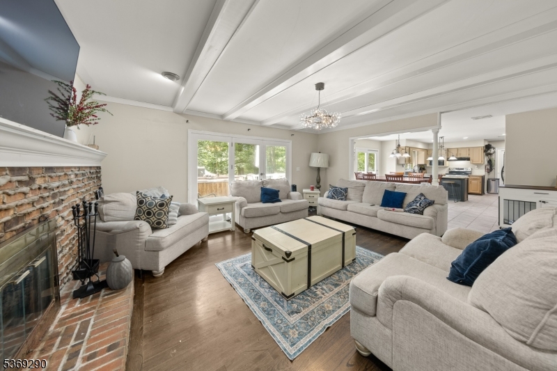 17 Grandview Ter