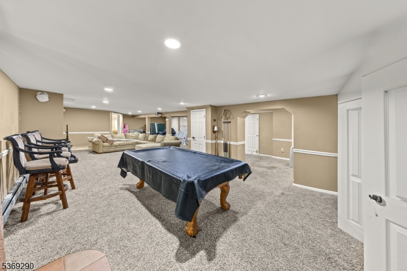 17 Grandview Ter