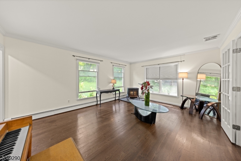 17 Grandview Ter