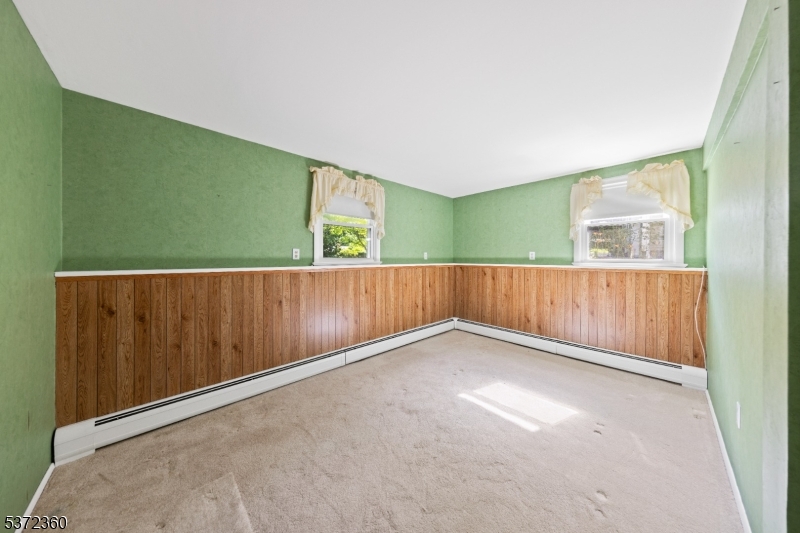 3 Sandy Hill Rd