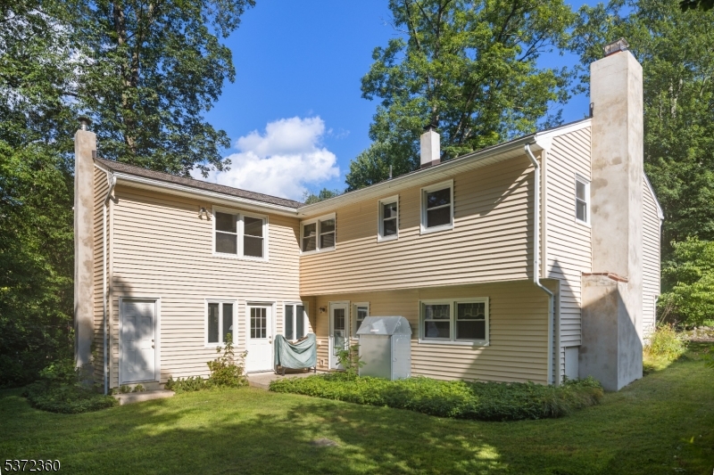 3 Sandy Hill Rd
