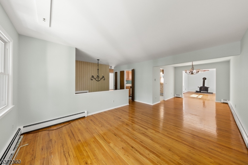 3 Sandy Hill Rd