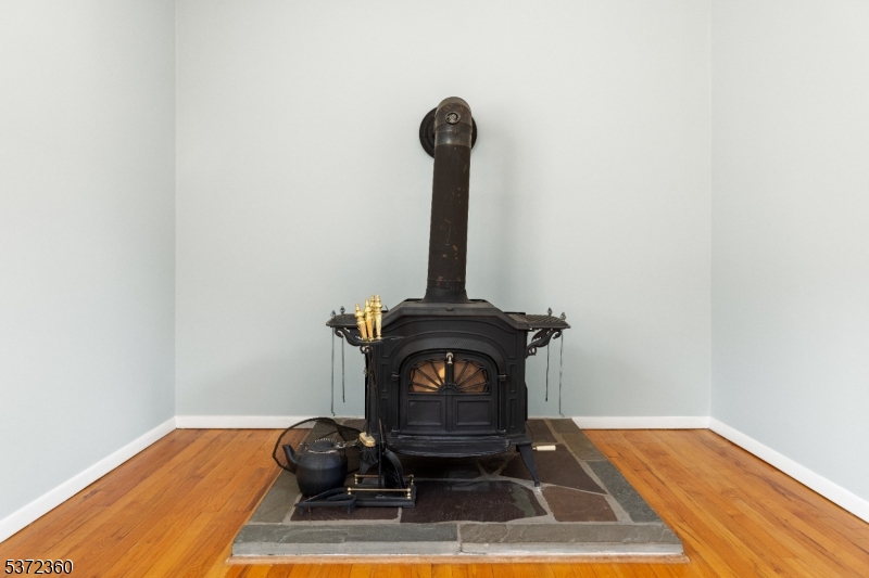 3 Sandy Hill Rd