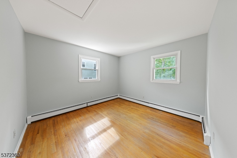 3 Sandy Hill Rd