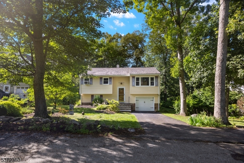 3 Sandy Hill Rd