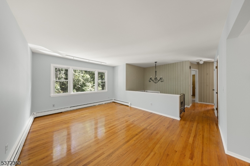 3 Sandy Hill Rd