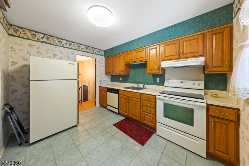 3 Sandy Hill Rd