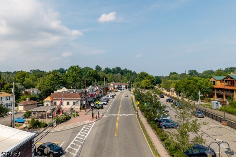 5 Brookwood Rd
