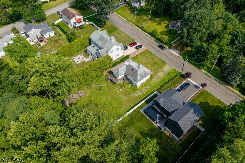 5 Brookwood Rd
