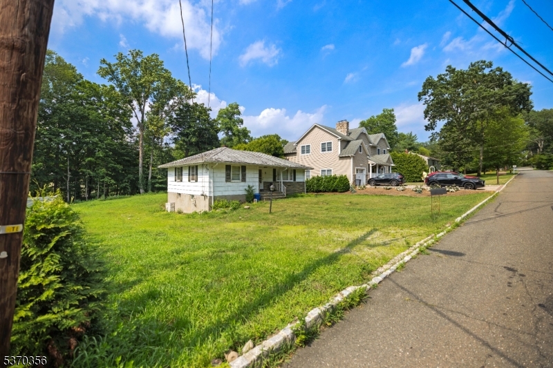 5 Brookwood Rd