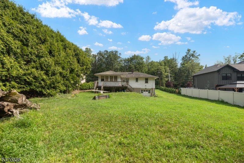 5 Brookwood Rd