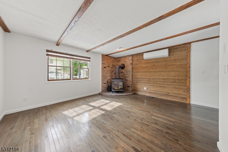 127 Schofield Rd