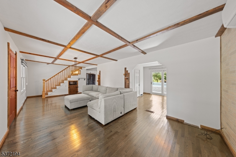 127 Schofield Rd