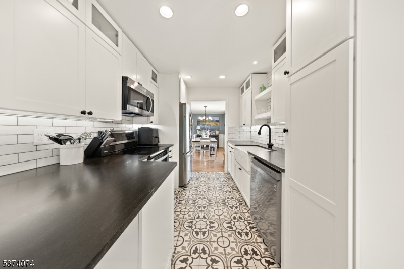 61 Tamarack Trl