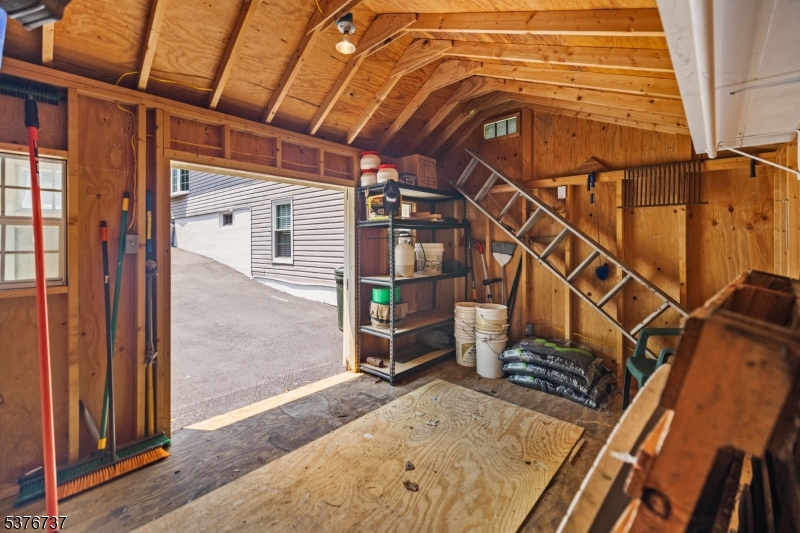 15 Hill Rd