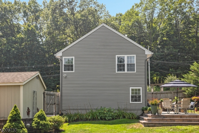 15 Hill Rd