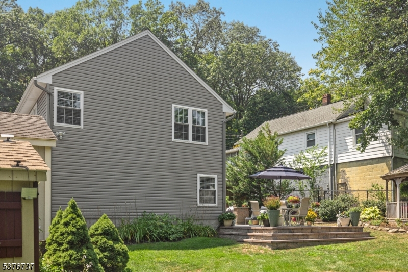 15 Hill Rd