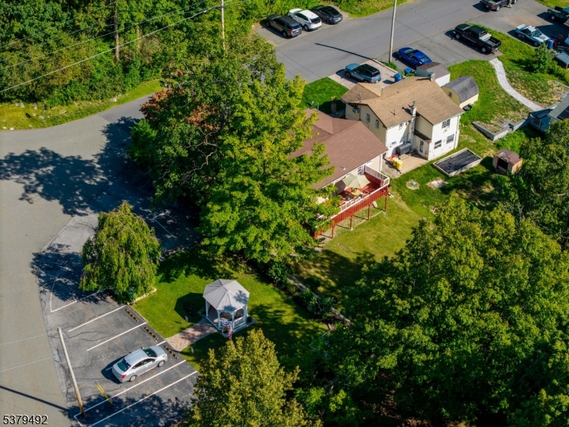 4 Hillside Ave