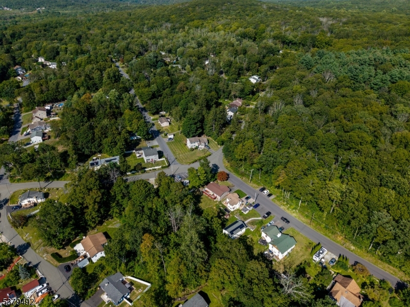 4 Hillside Ave