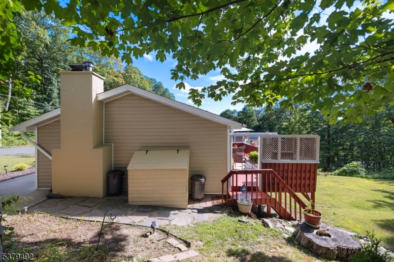 4 Hillside Ave