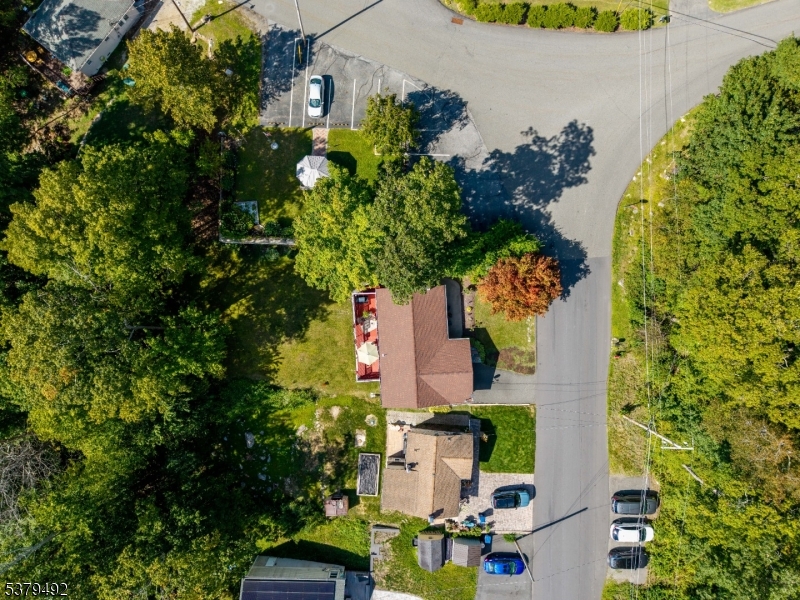4 Hillside Ave