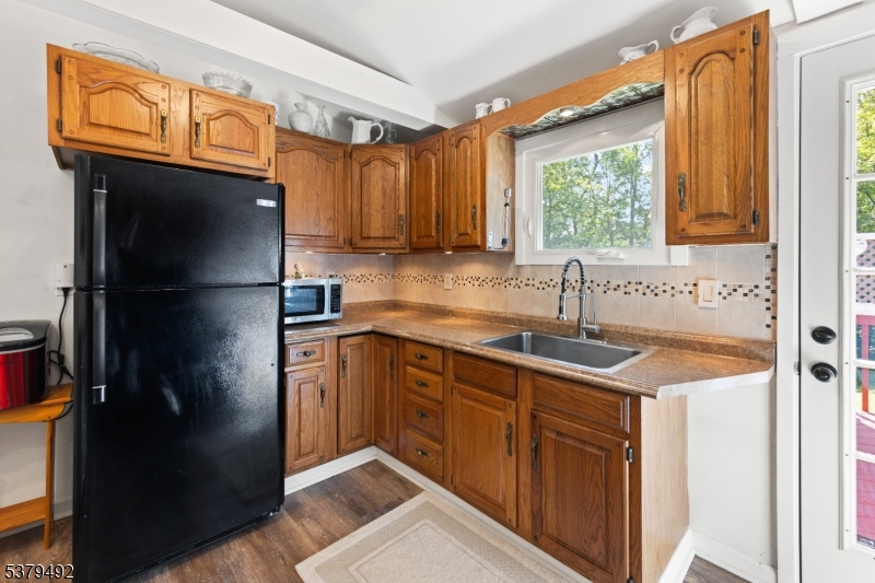 4 Hillside Ave