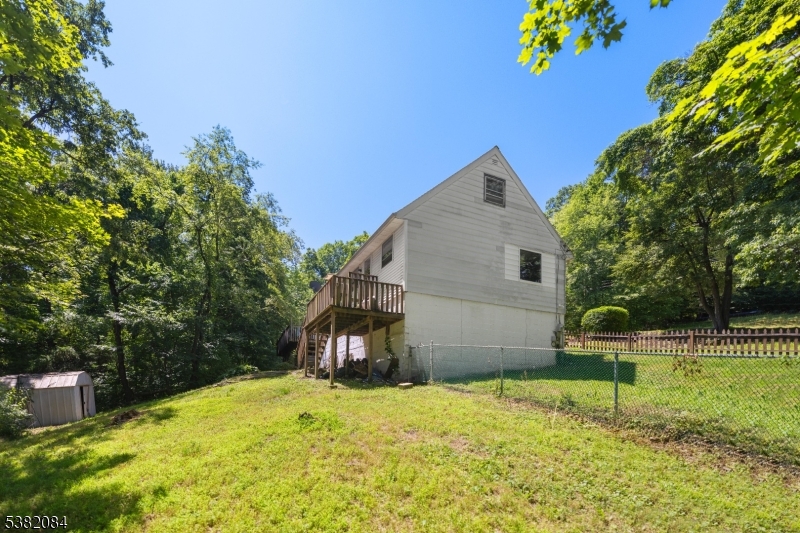 59 Lakeview Dr