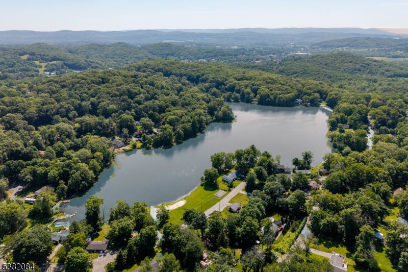 59 Lakeview Dr