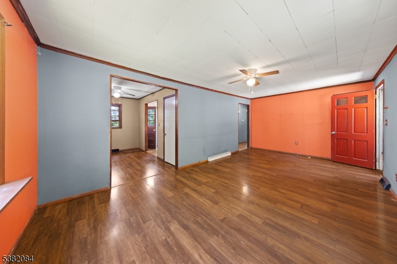 59 Lakeview Dr
