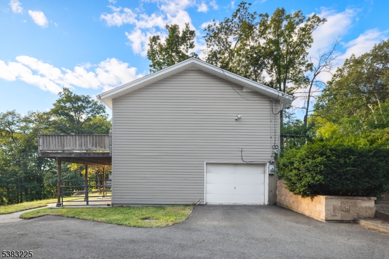 71 Panorama Dr