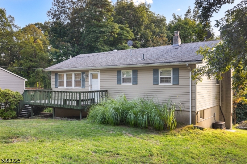 71 Panorama Dr