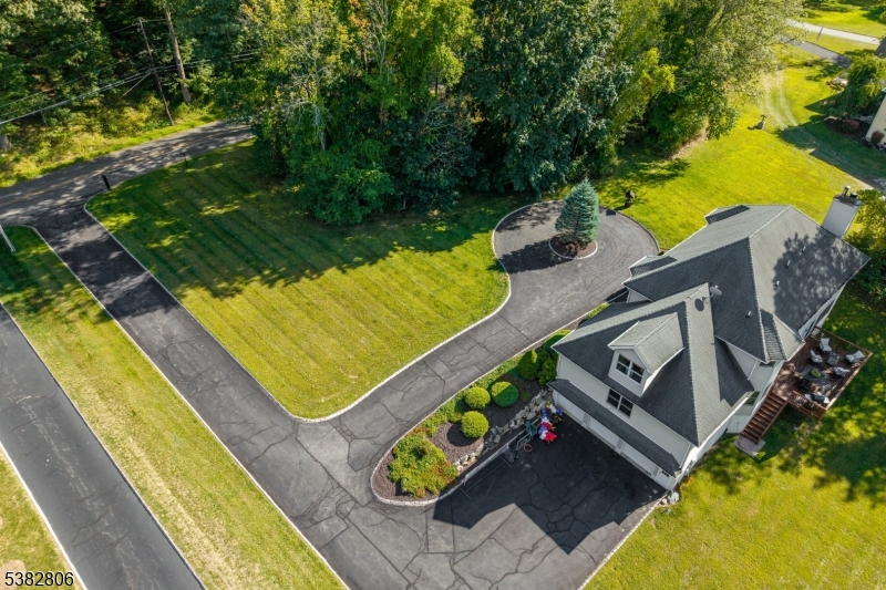 33 Perona Rd