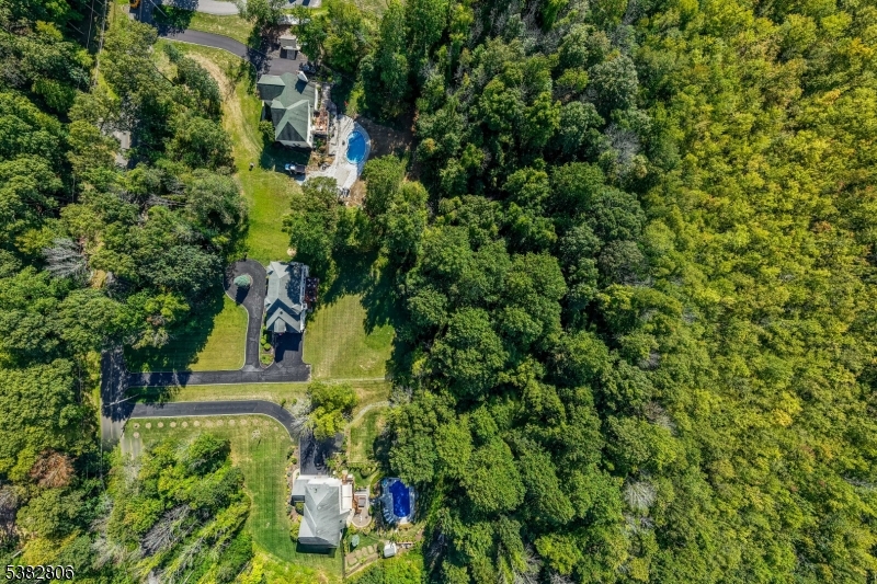 33 Perona Rd