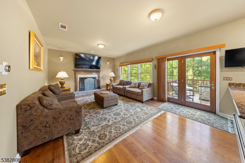 33 Perona Rd