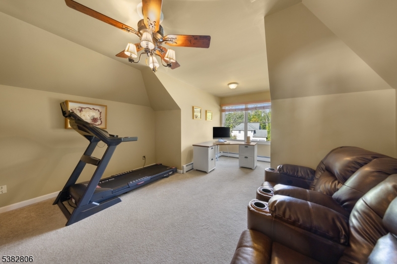 33 Perona Rd