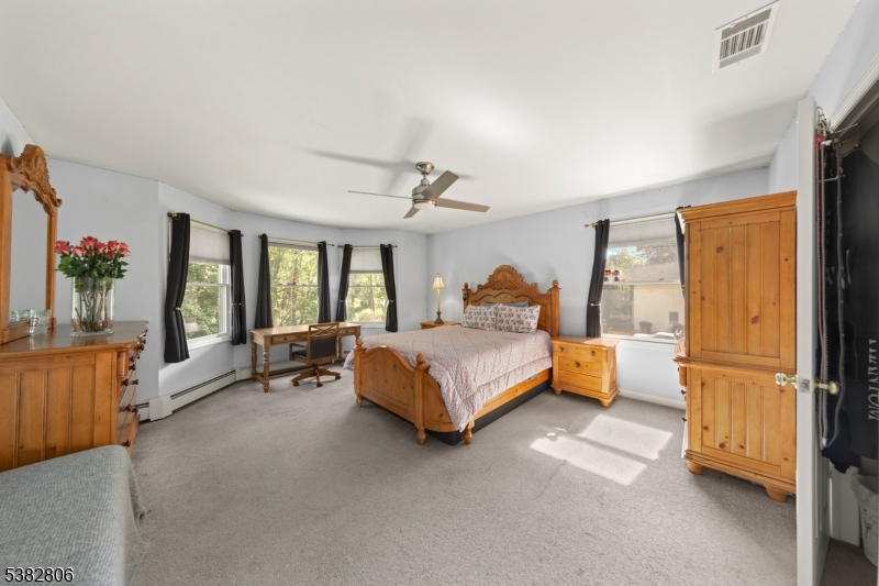 33 Perona Rd