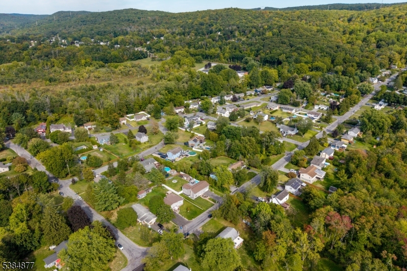 35 Richardsville Rd