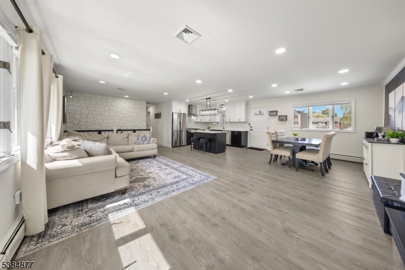 35 Richardsville Rd