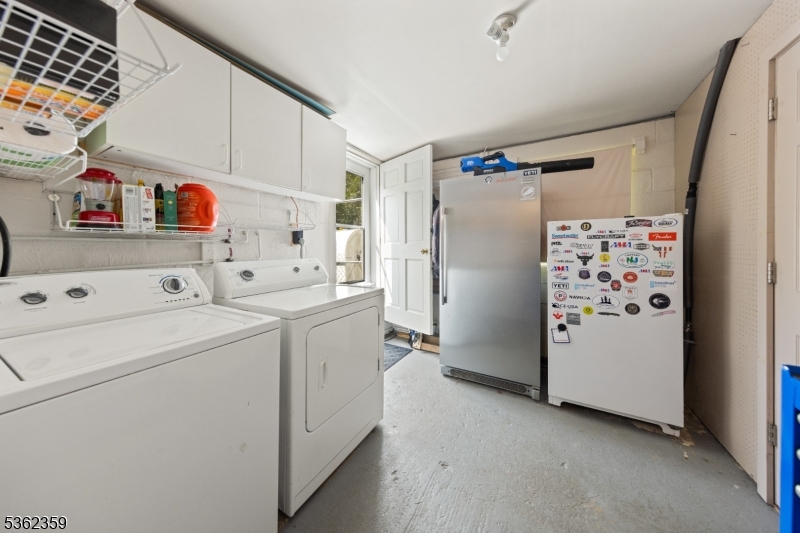 365 Newton Swartswood Rd