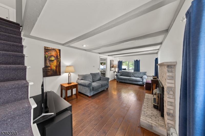 365 Newton Swartswood Rd