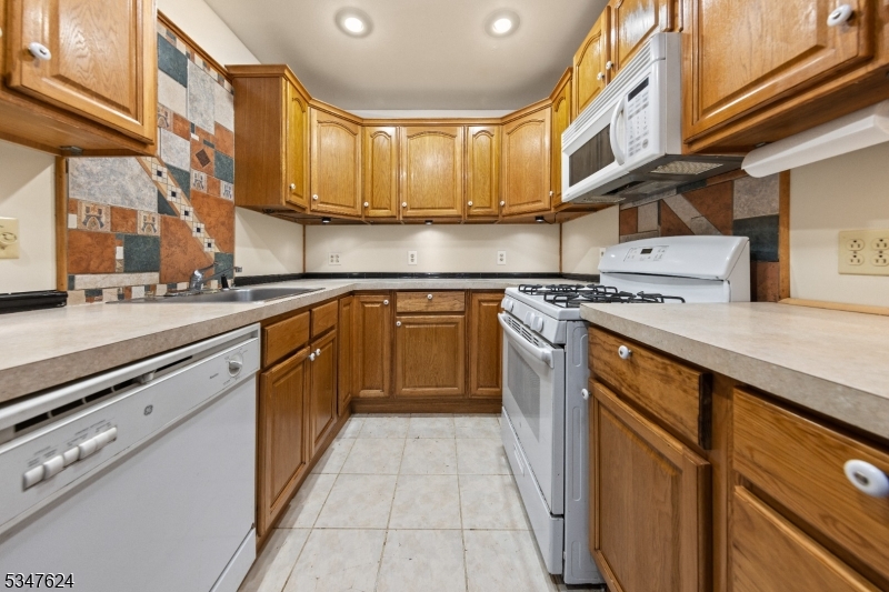 101 Hidden Glen Ln A