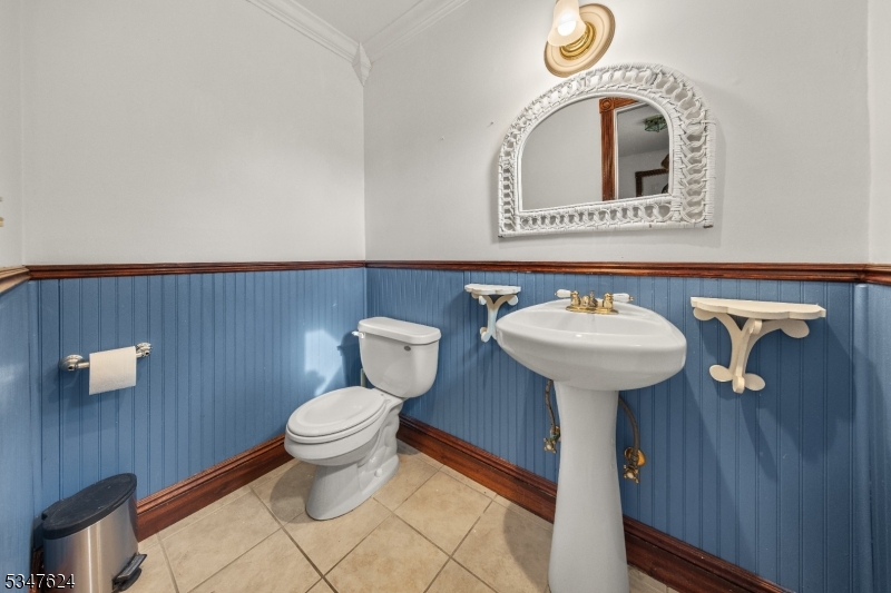 101 Hidden Glen Ln A