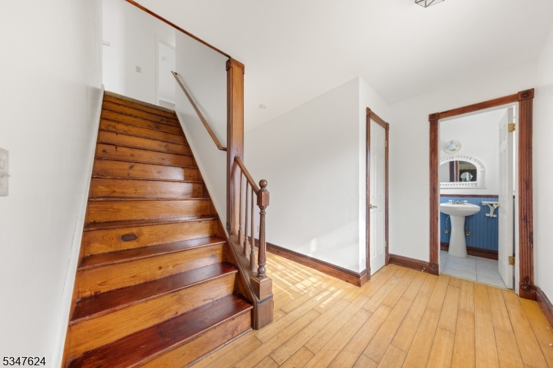 101 Hidden Glen Ln A