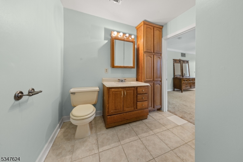 101 Hidden Glen Ln A