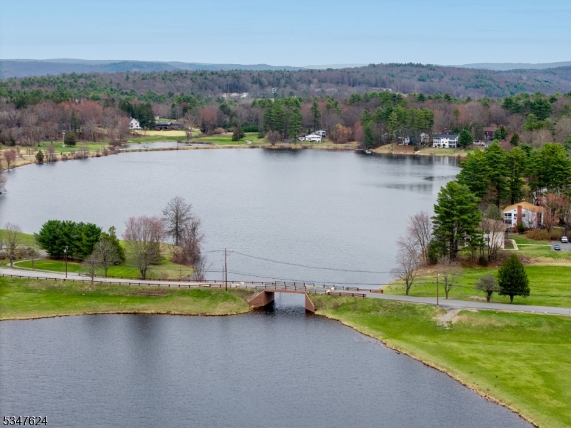 101 Hidden Glen Ln A