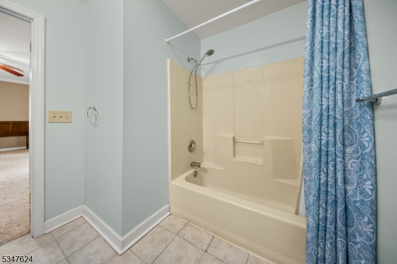 101 Hidden Glen Ln A