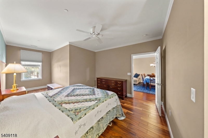 6110 Veterans Dr 6110