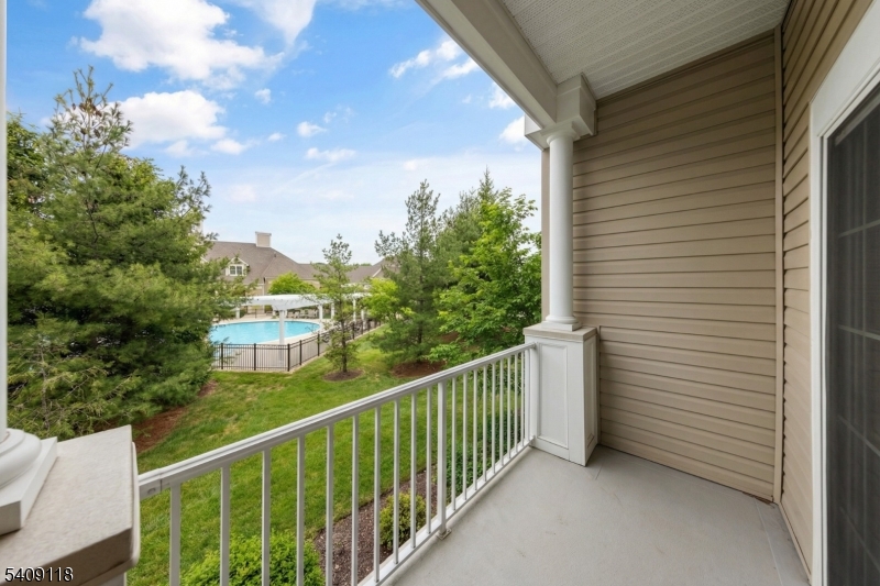 6110 Veterans Dr 6110