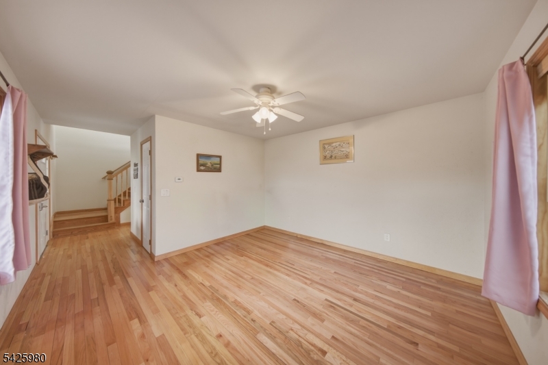 14 E Shore Dr