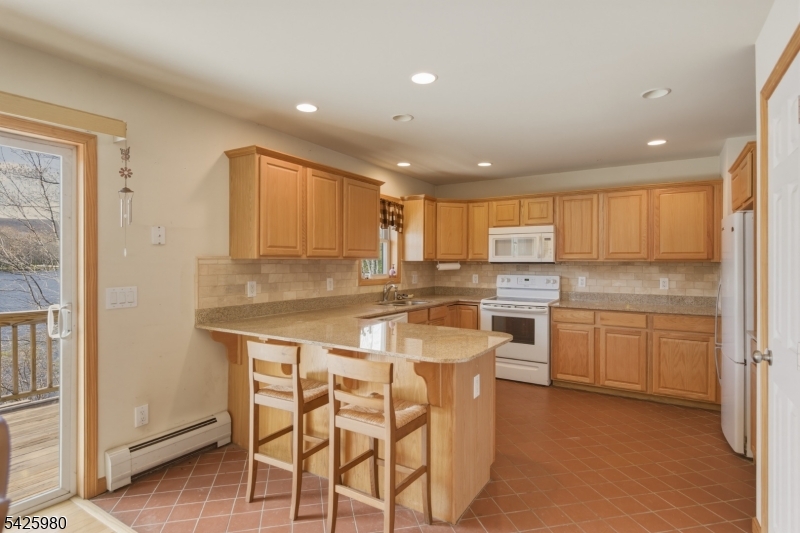 14 E Shore Dr